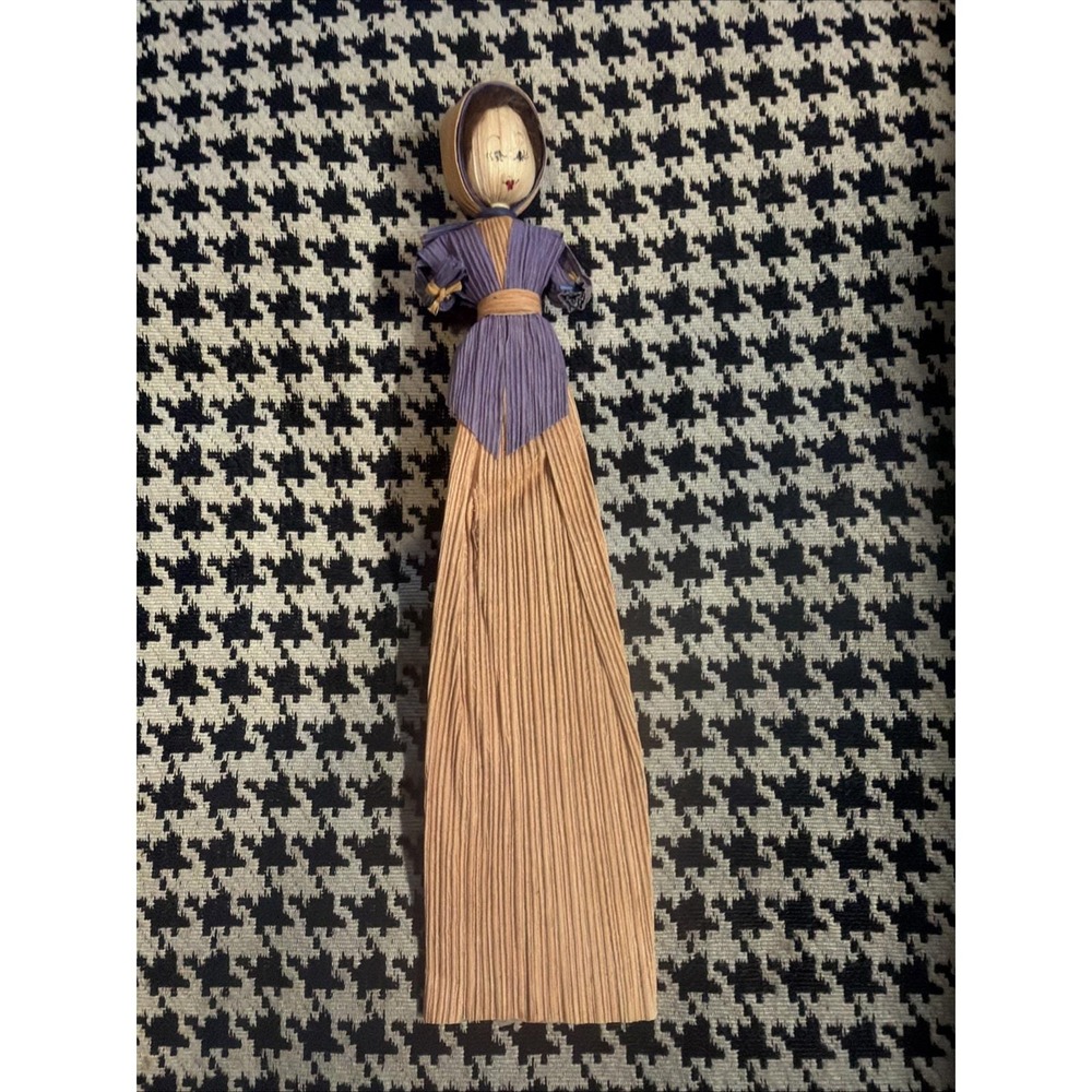 VTG Folk Art handcrafted corn husk Girl doll bookmark Cottagecore Adorable Gift!
